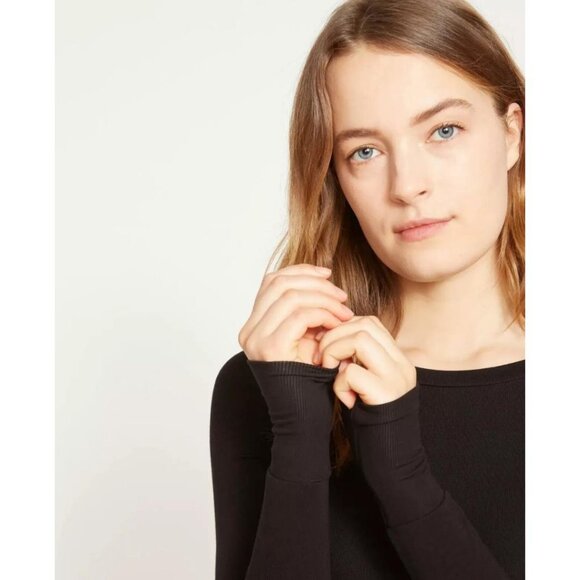 Universal Standard Foundation Long Sleeve Crew Neck Tee Size 2XS Black - Picture 2 of 6